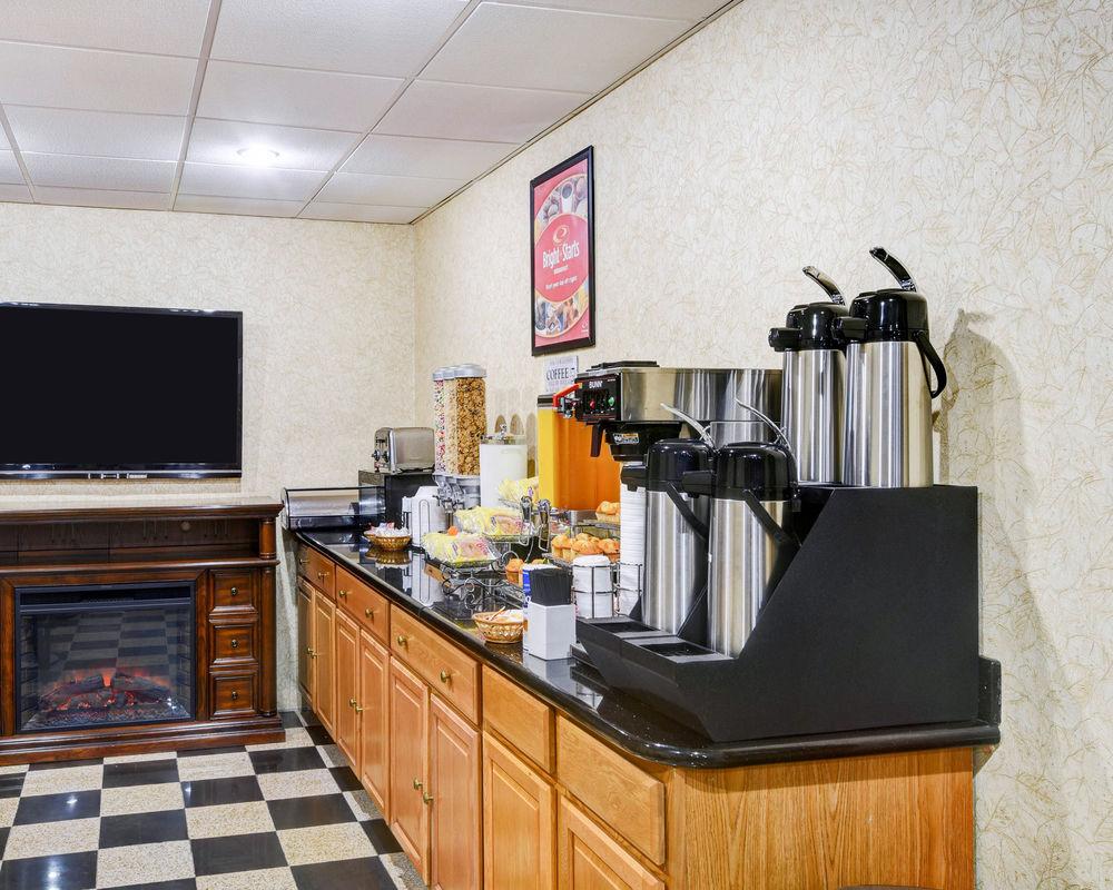 Econo Lodge Morgantown Esterno foto