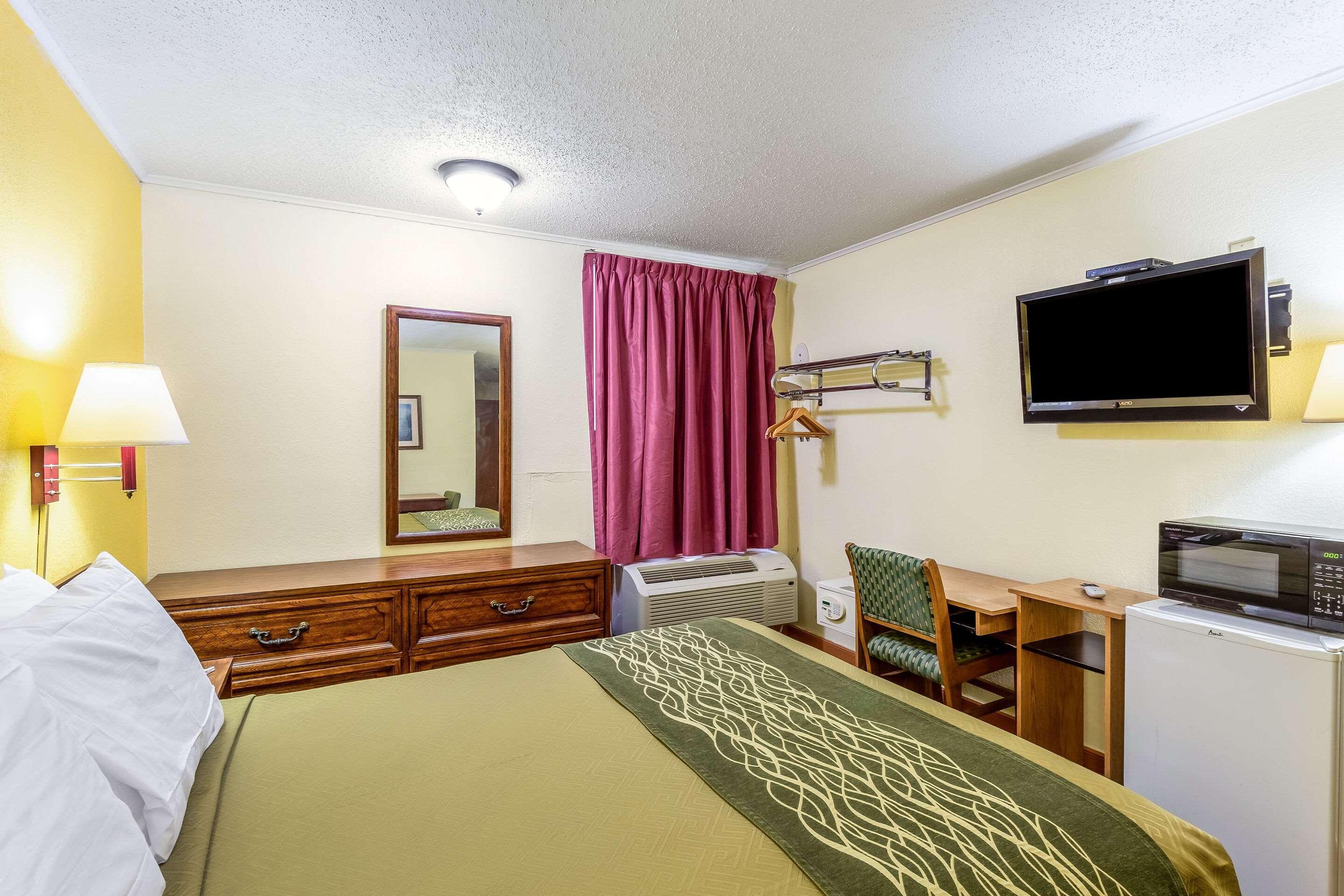 Econo Lodge Morgantown Esterno foto
