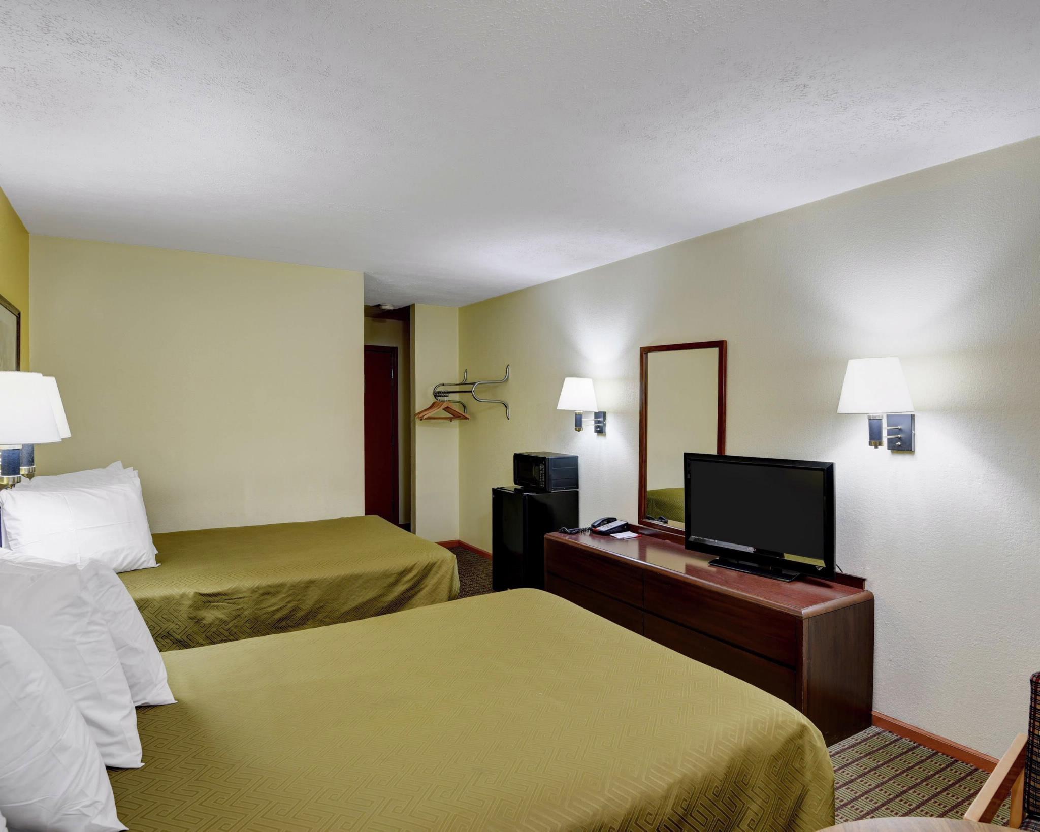 Econo Lodge Morgantown Esterno foto