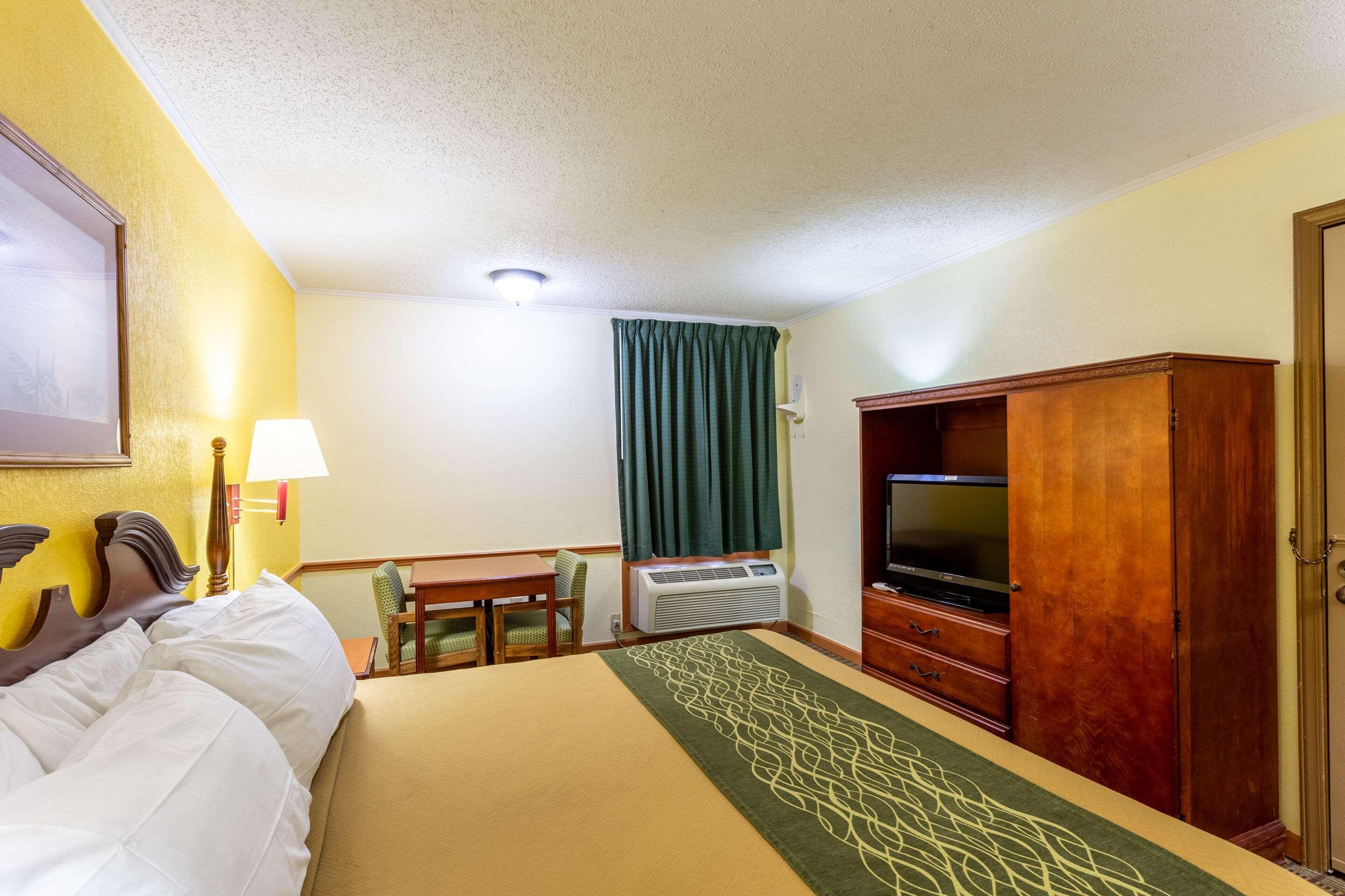 Econo Lodge Morgantown Esterno foto