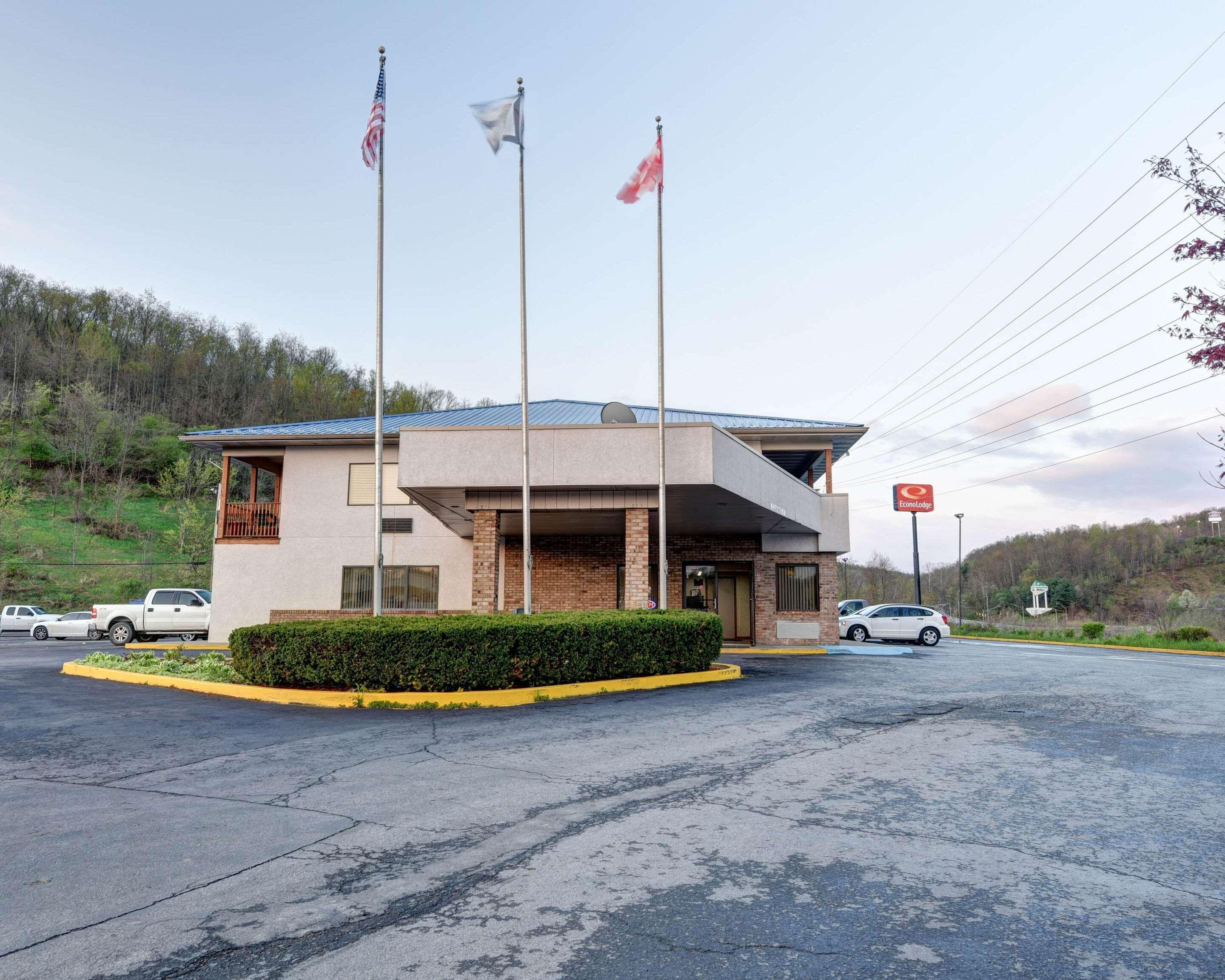 Econo Lodge Morgantown Esterno foto