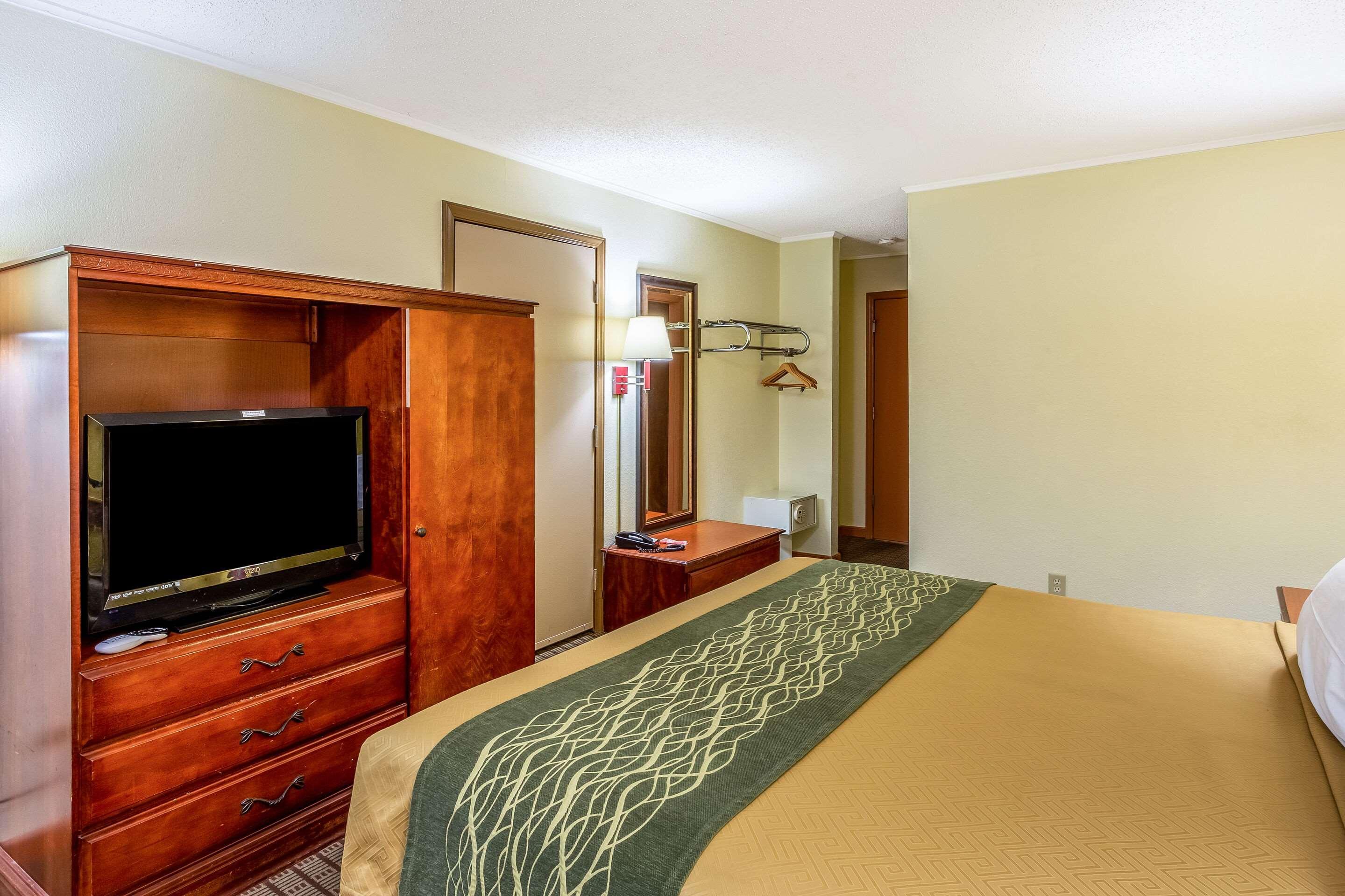 Econo Lodge Morgantown Esterno foto