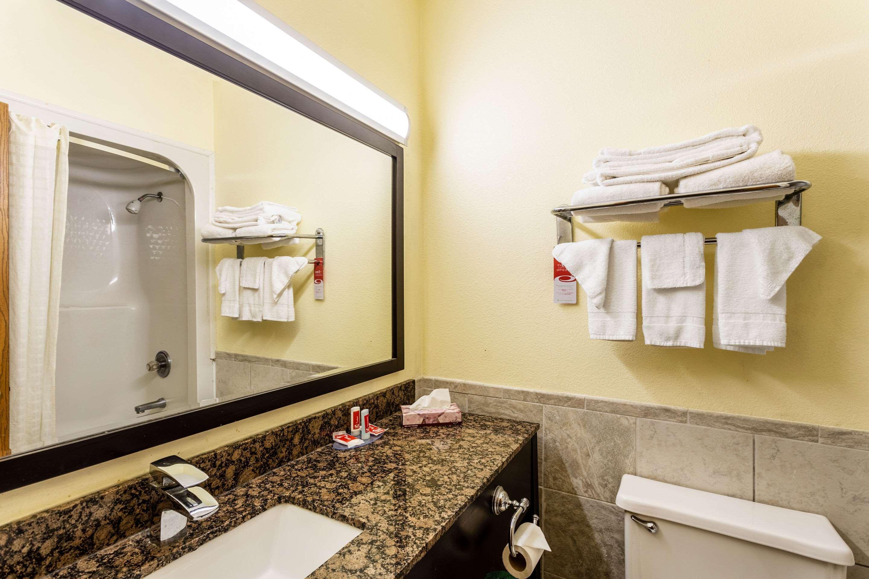 Econo Lodge Morgantown Esterno foto